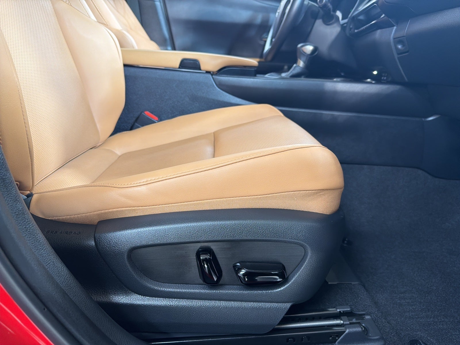 2023 Lexus UX 250h Premium