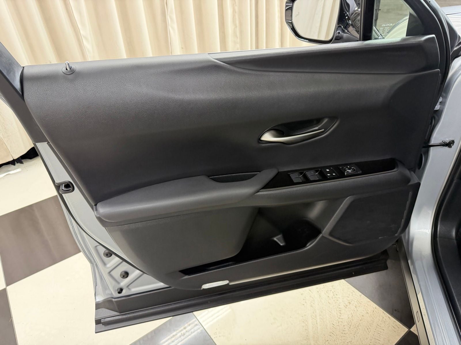 2023 Lexus UX 250h Premium