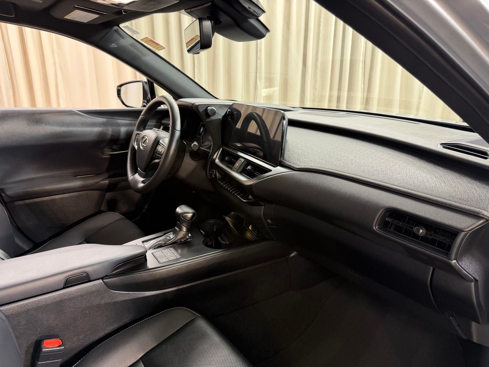 2023 Lexus UX 250h Premium