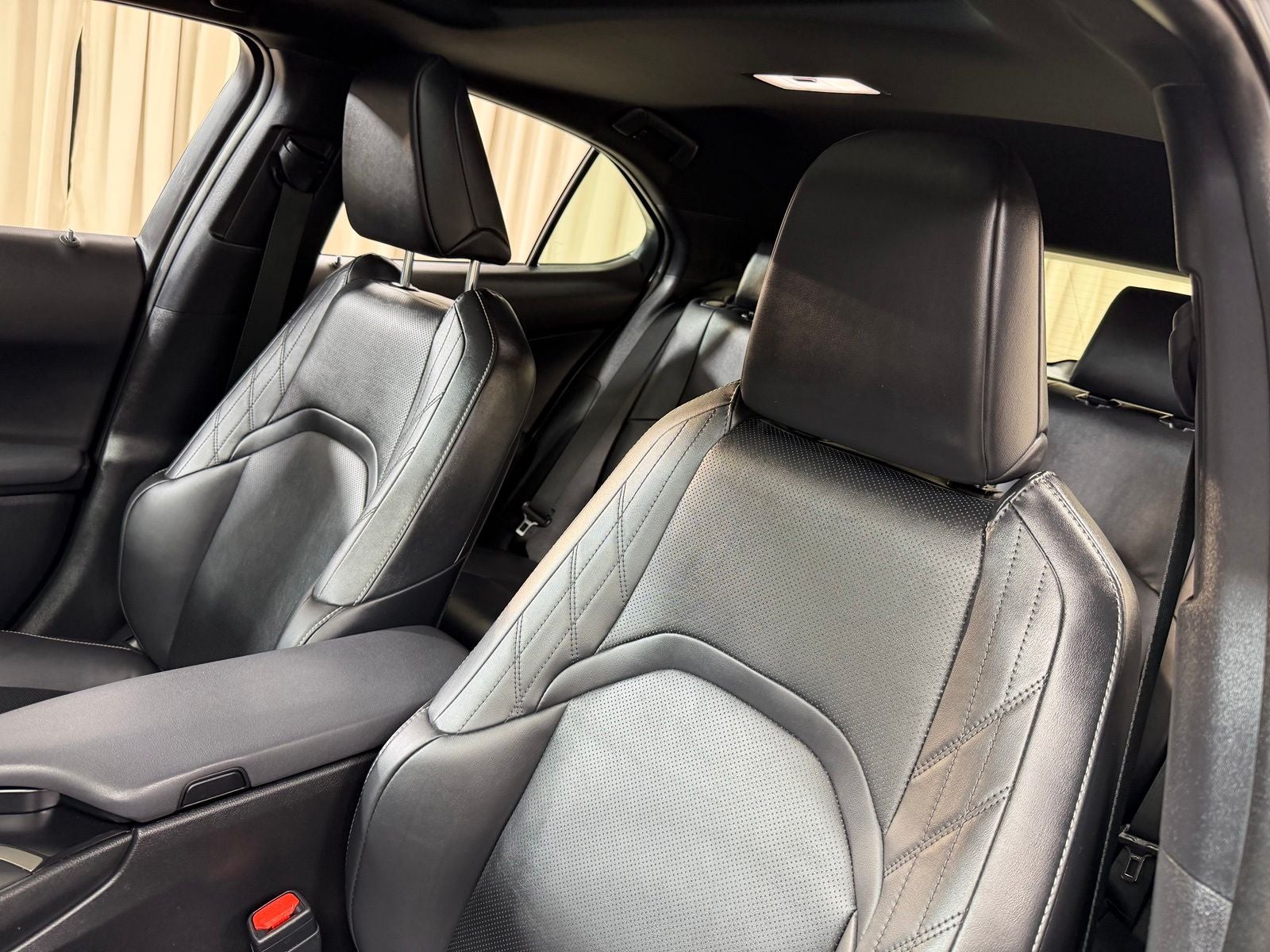 2023 Lexus UX 250h Premium