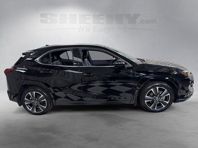 2025 Lexus UX 300h Premium