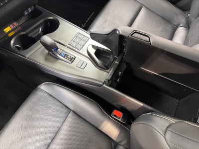 2025 Lexus UX 300h Premium