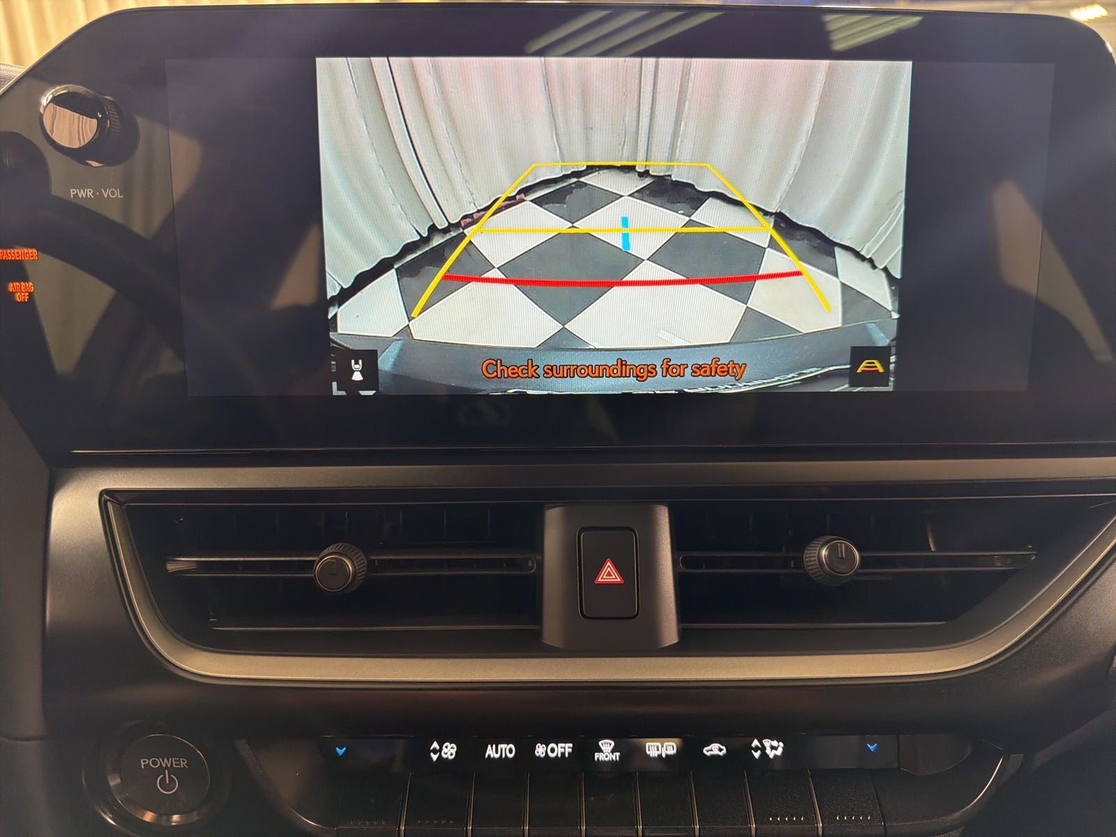 2025 Lexus UX 300h Premium