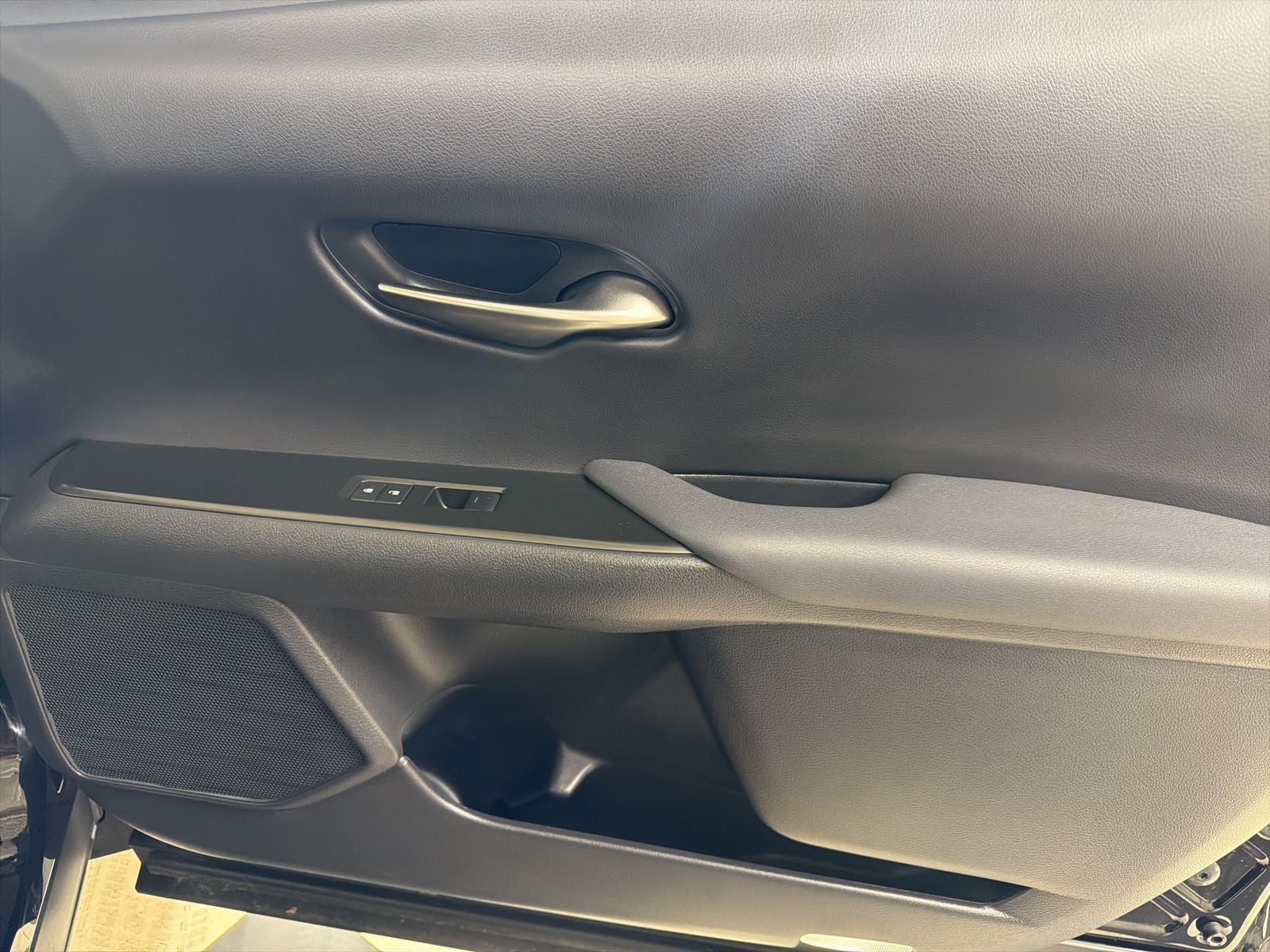 2025 Lexus UX 300h Premium