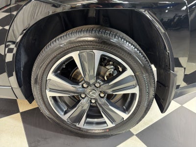 2025 Lexus UX 300h Premium