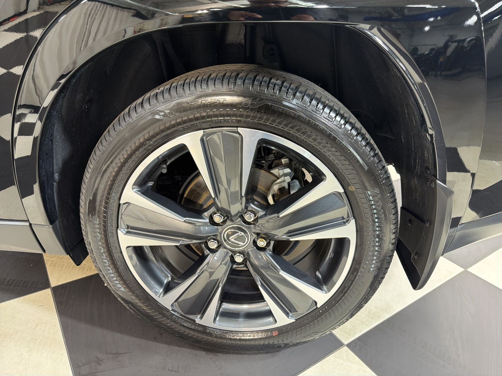 2025 Lexus UX 300h Premium