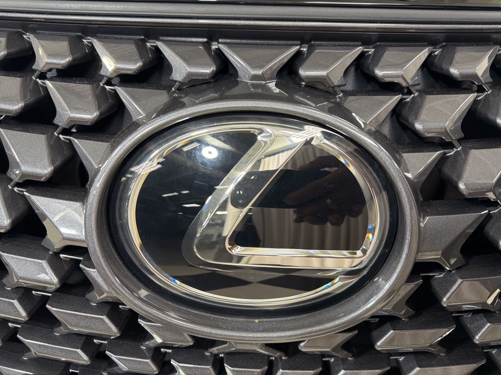 2025 Lexus UX 300h Premium