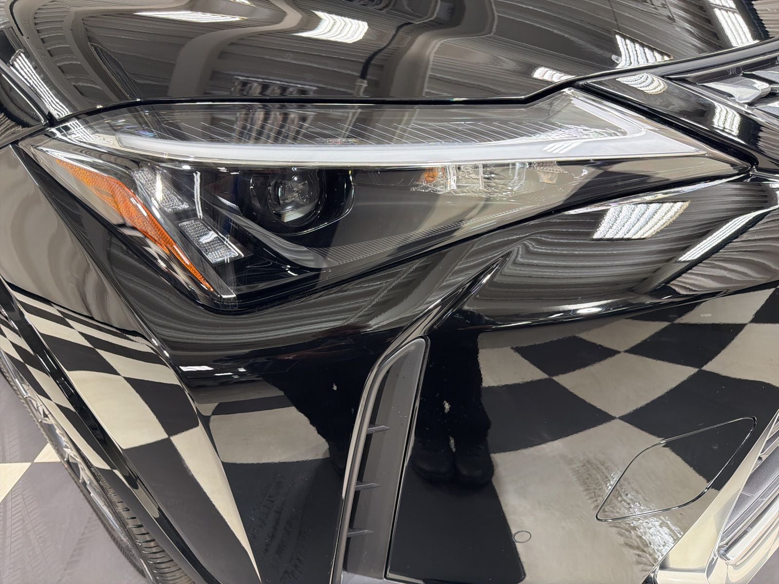 2025 Lexus UX 300h Premium