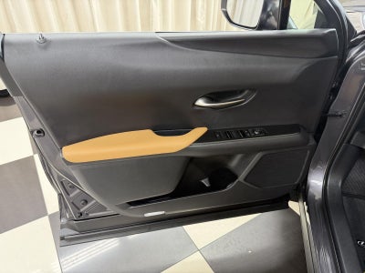 2025 Lexus UX UX 300h Premium
