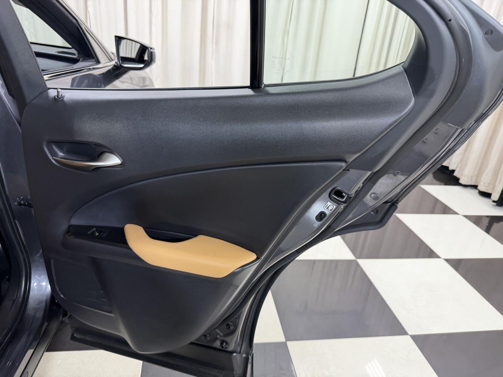 2025 Lexus UX UX 300h Premium