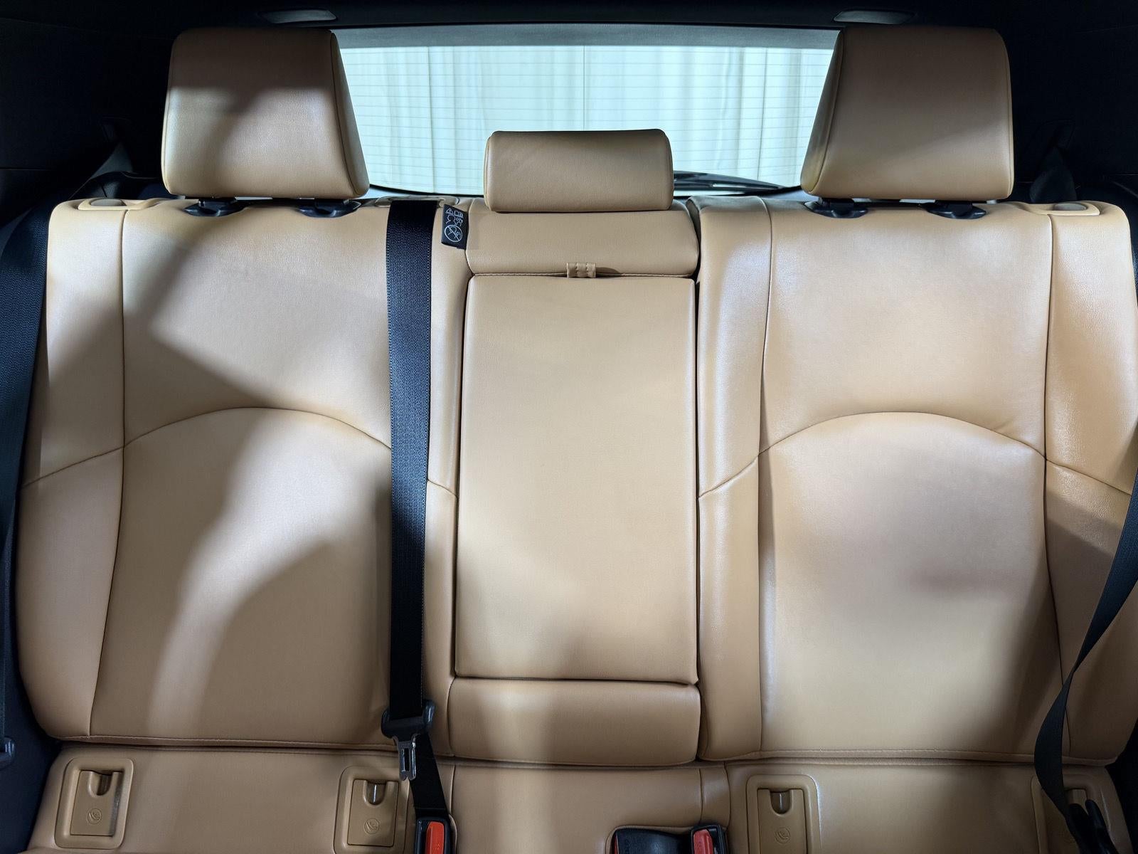 2025 Lexus UX UX 300h Premium