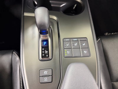2026 Lexus UX 300h Premium