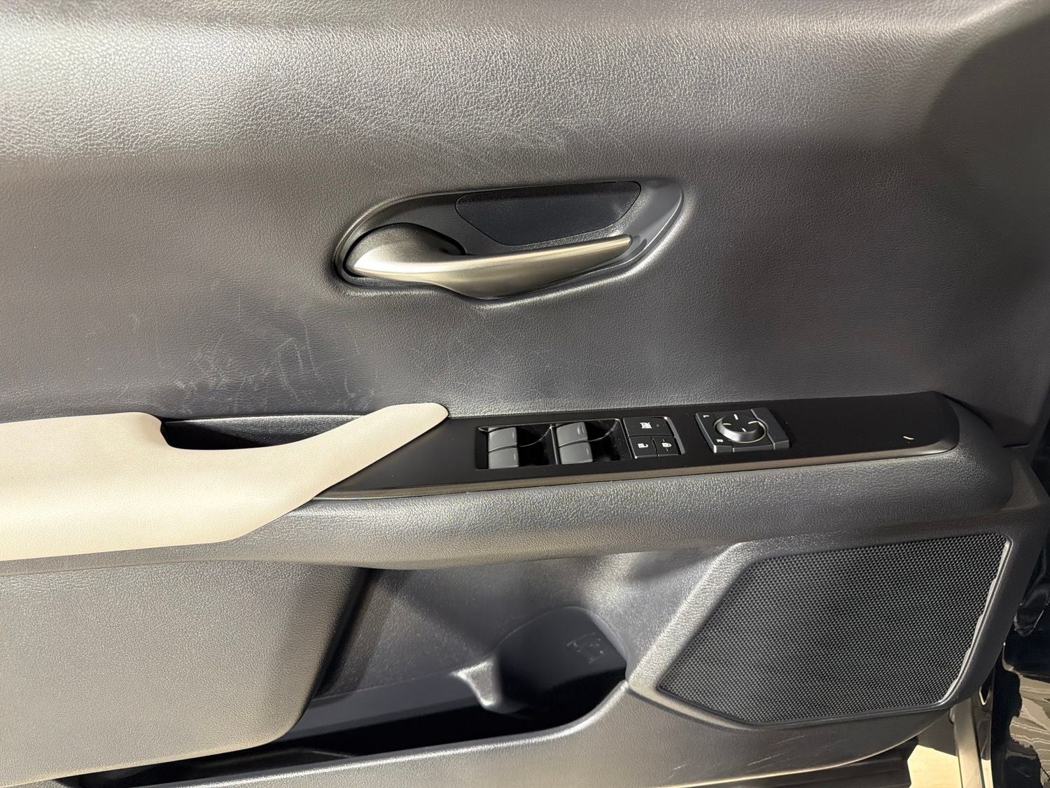2019 Lexus UX 200 Base
