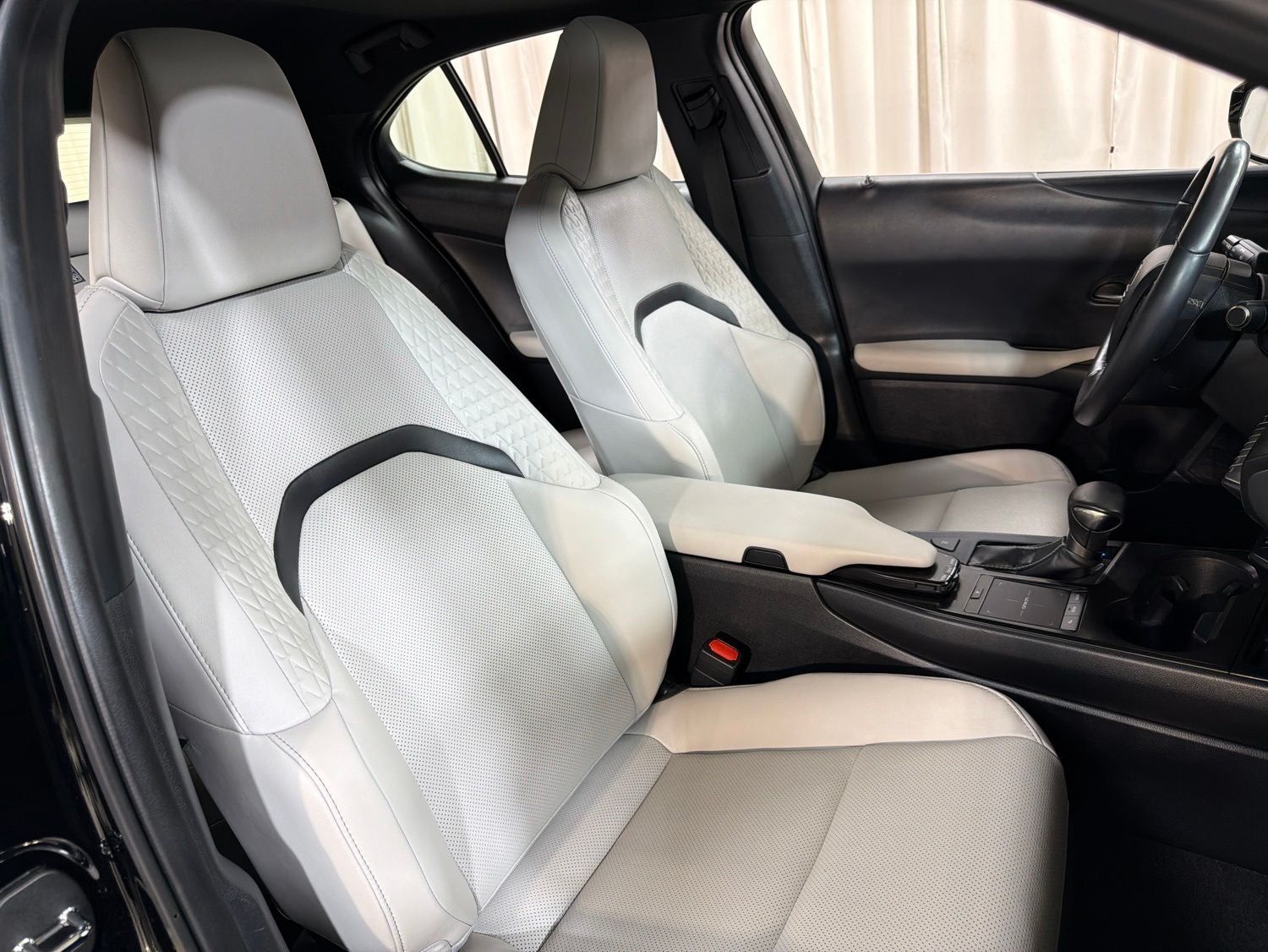2019 Lexus UX 200 Base
