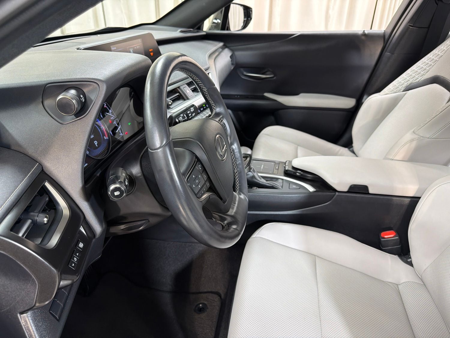 2019 Lexus UX 200 Base