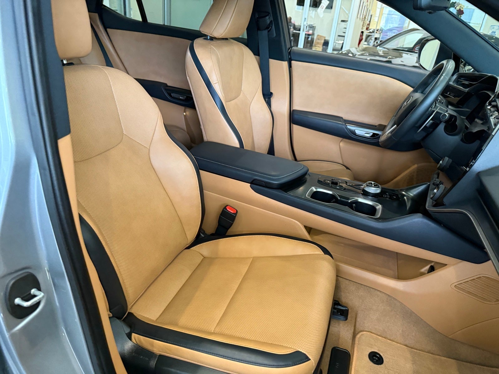 2023 Lexus RZ 450e Premium