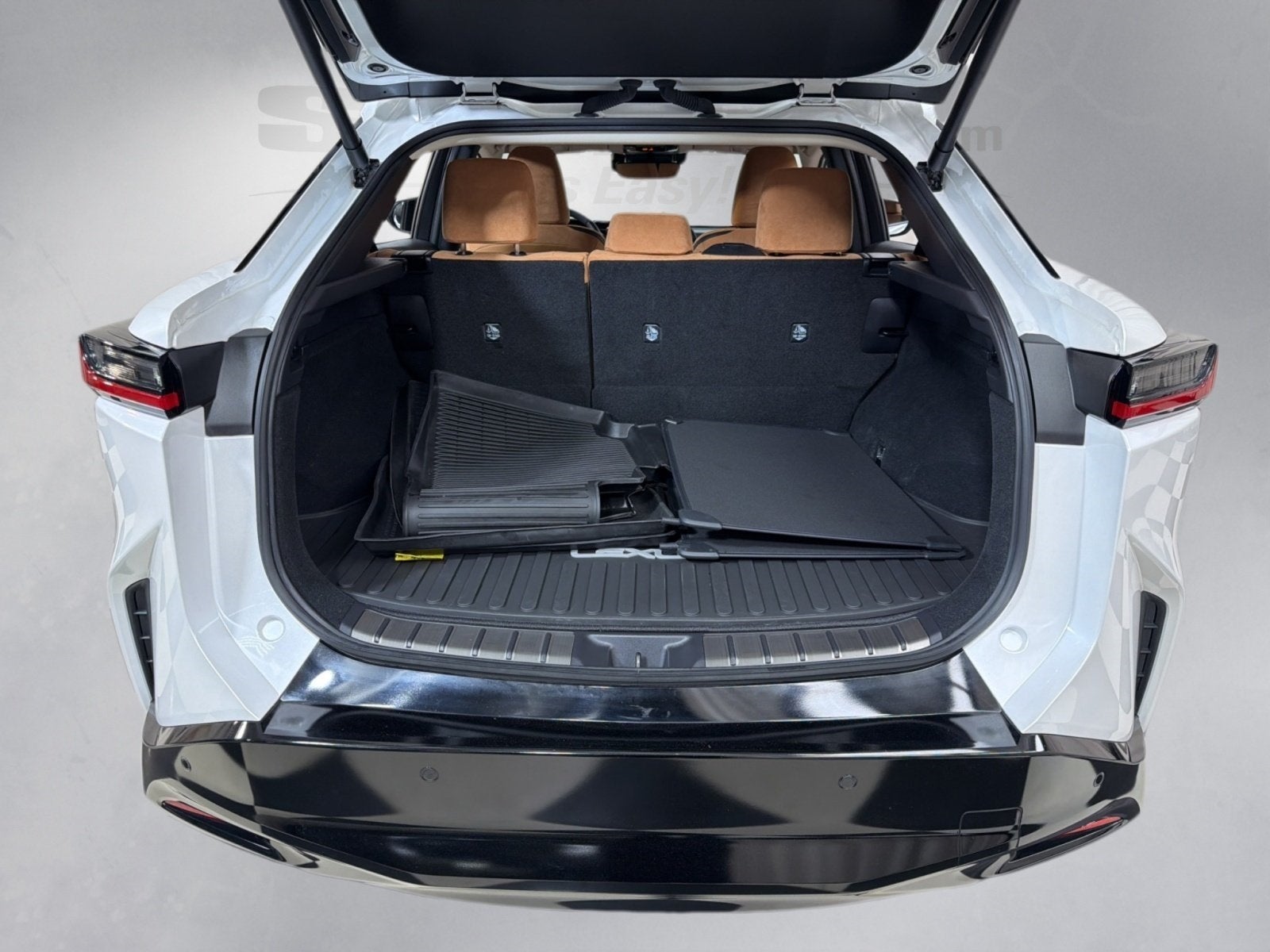 2023 Lexus RZ 450e Luxury