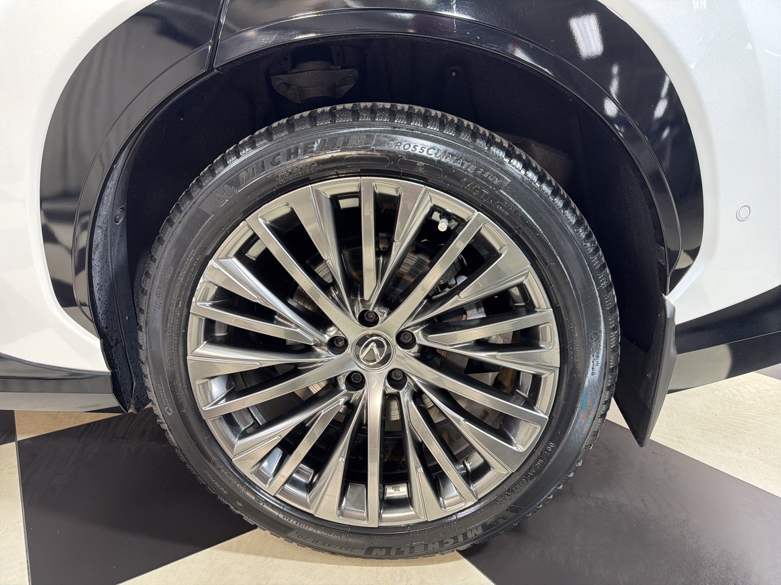 2023 Lexus RZ 450e Luxury