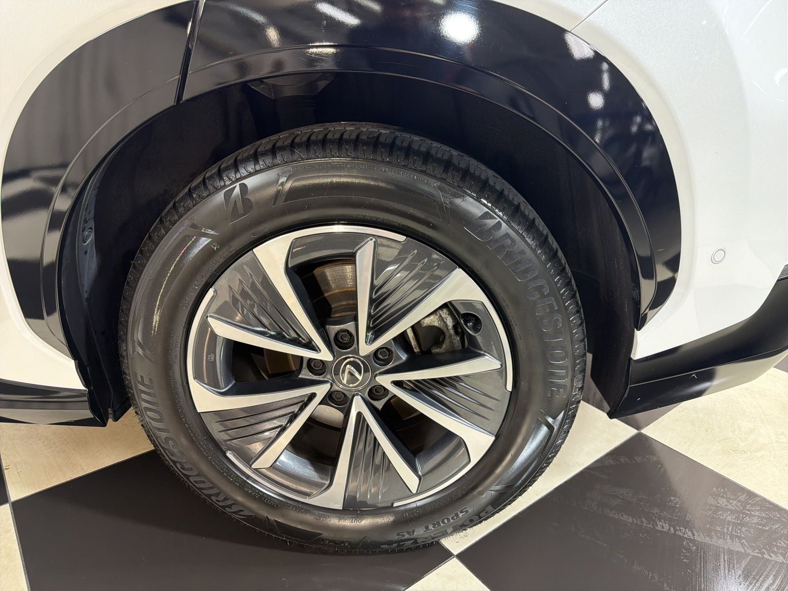 2023 Lexus RZ 450e Premium