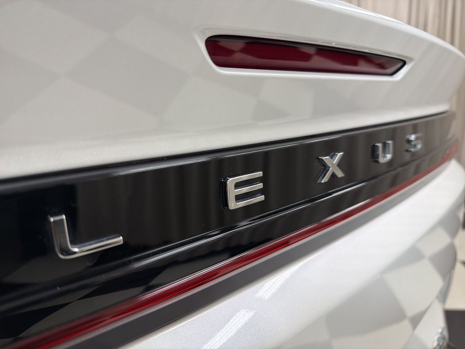 2023 Lexus RZ 450e Premium