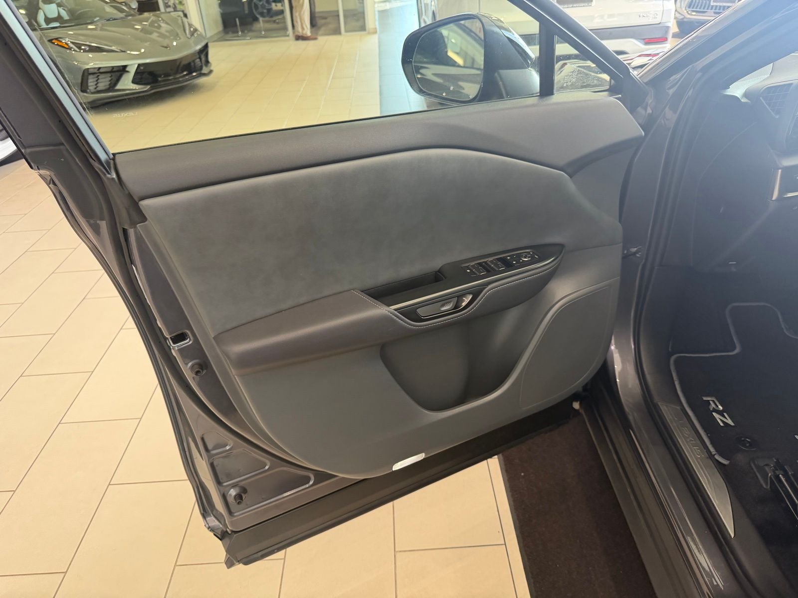 2023 Lexus RZ 450e Premium