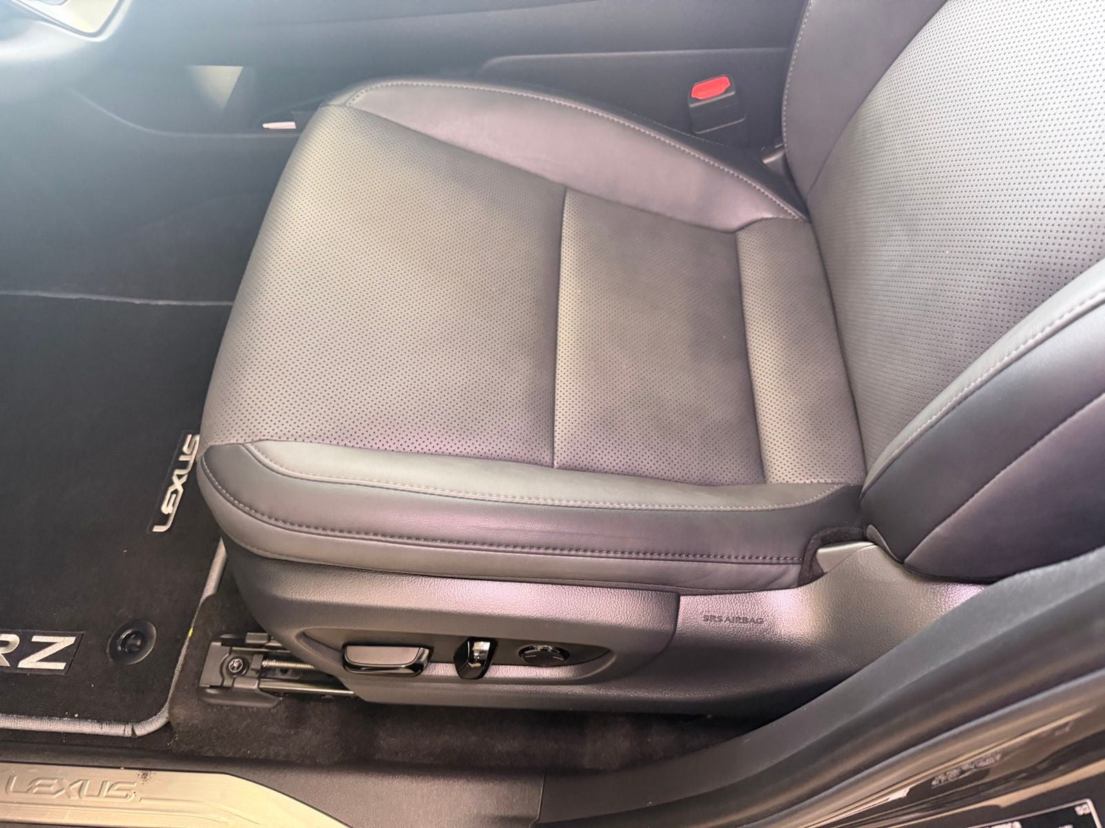 2023 Lexus RZ 450e Premium