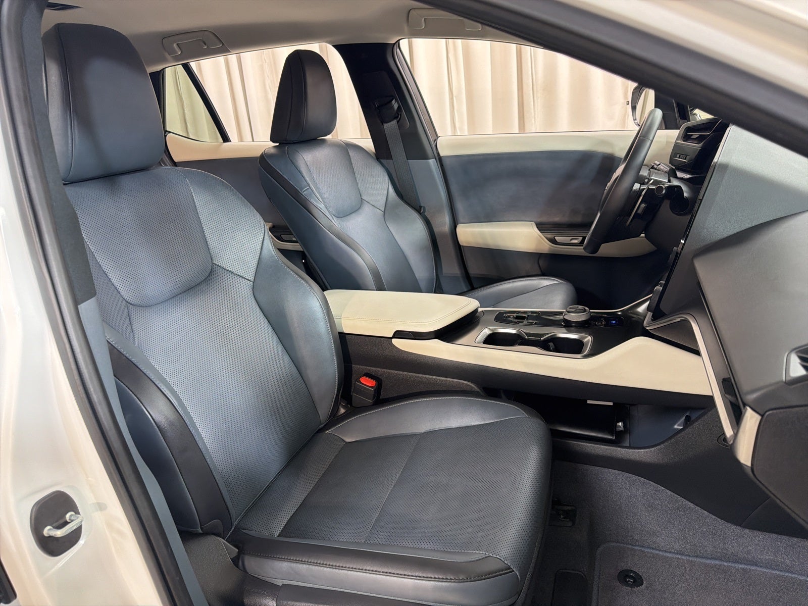 2024 Lexus RZ 450e Premium