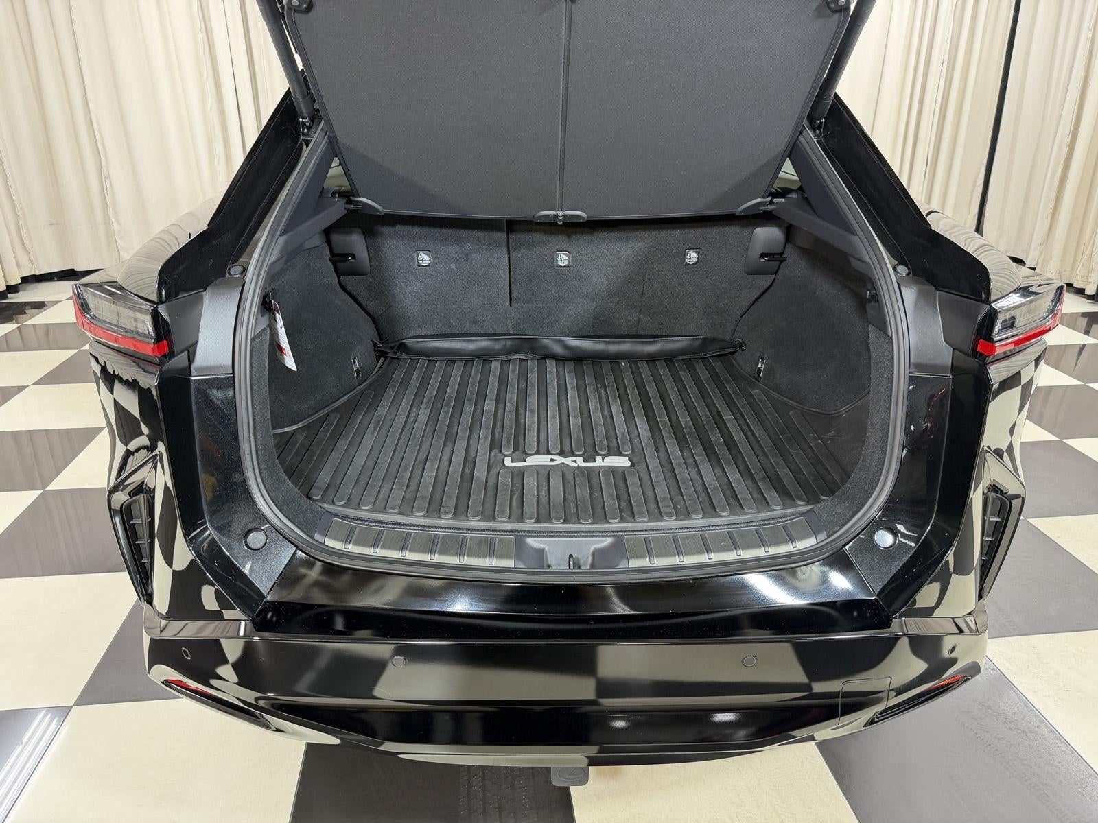 2025 Lexus RZ RZ 450e Premium