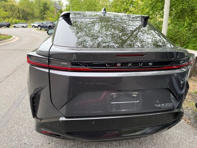 2023 Lexus RZ 450e Luxury