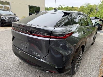 2023 Lexus RZ 450e Luxury