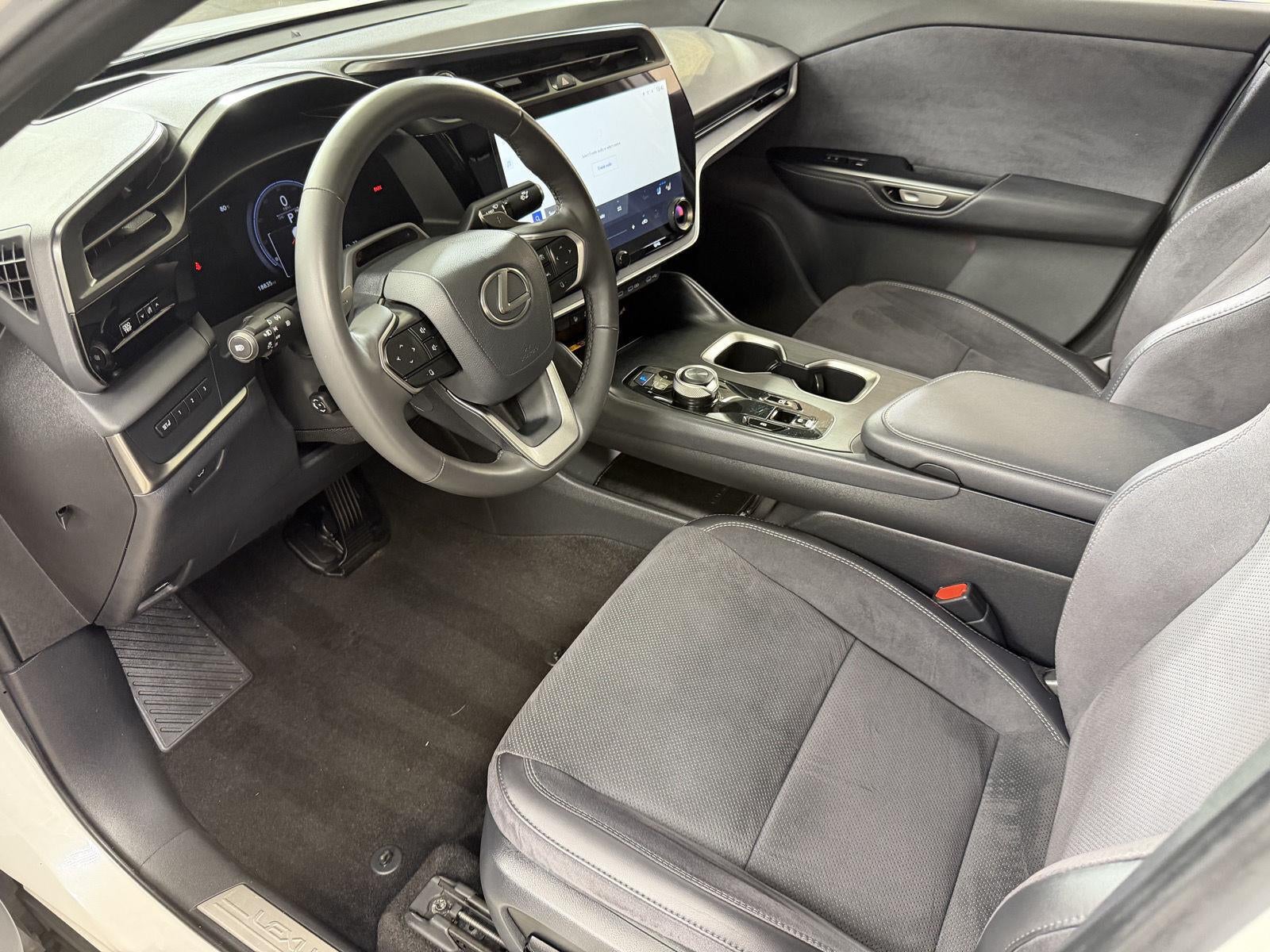 2023 Lexus RZ RZ 450e Luxury