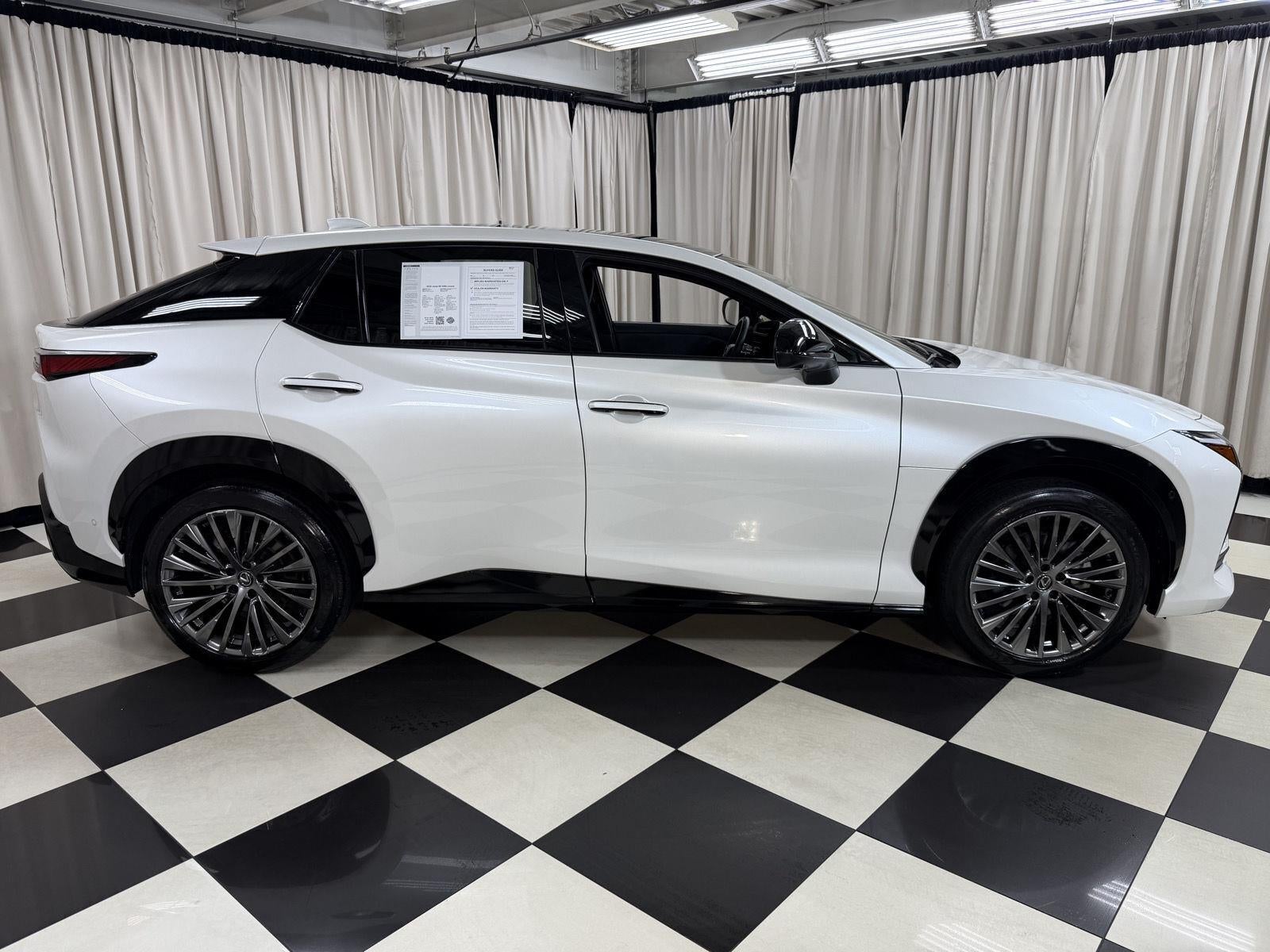 2023 Lexus RZ RZ 450e Luxury