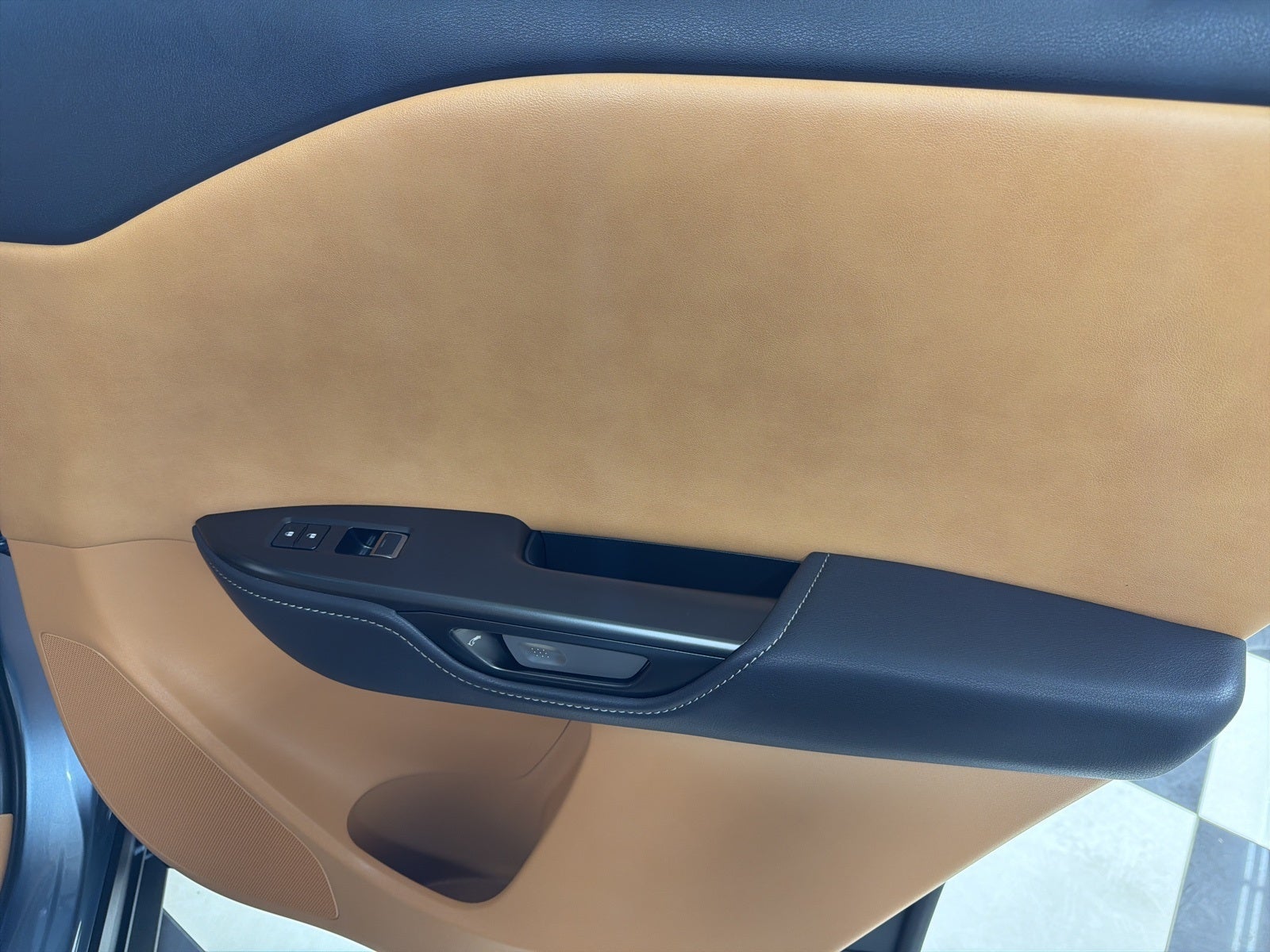 2025 Lexus RZ 450e Premium