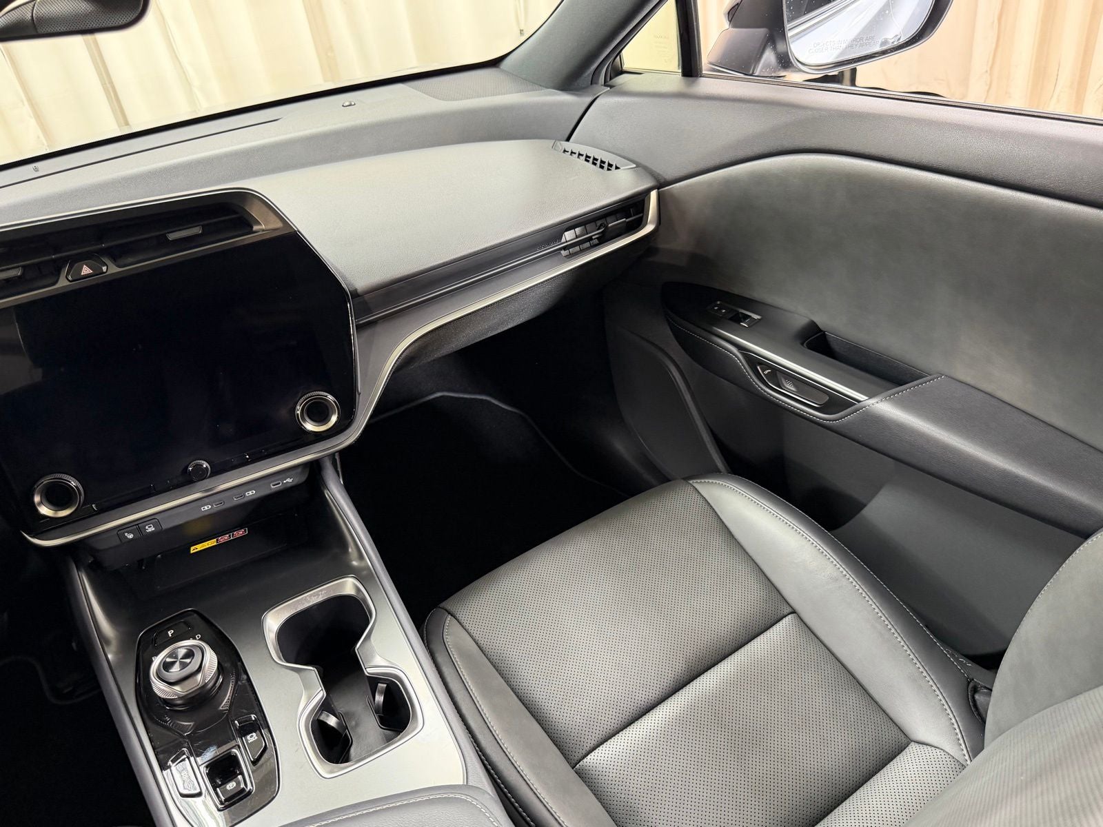 2023 Lexus RZ 450e Premium