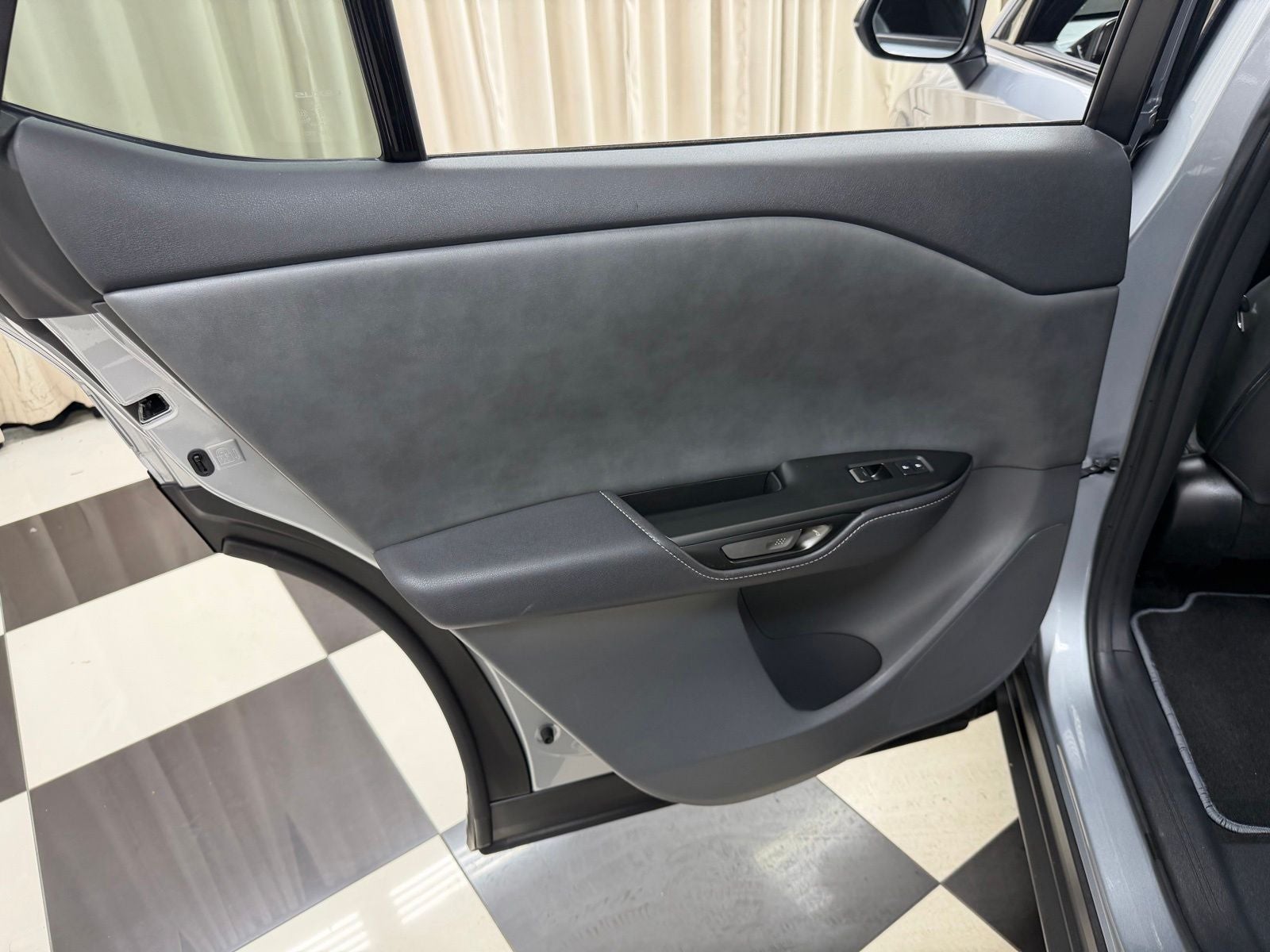 2023 Lexus RZ 450e Premium