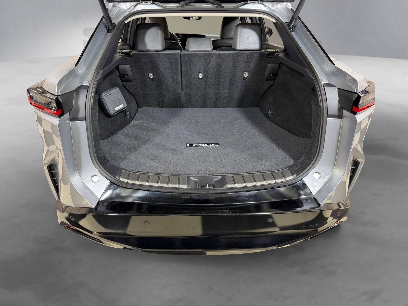 2023 Lexus RZ 450e Premium