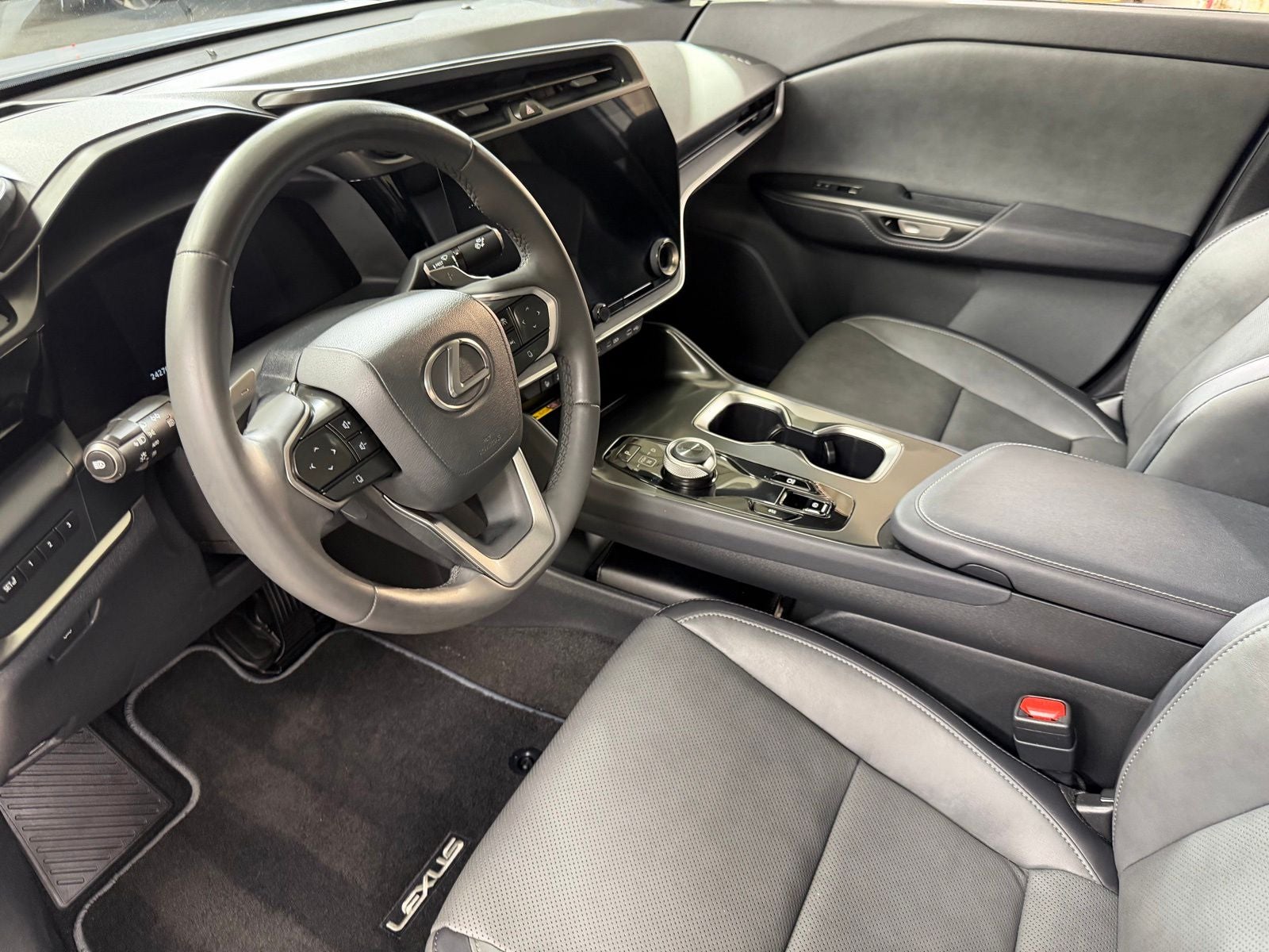 2023 Lexus RZ 450e Premium