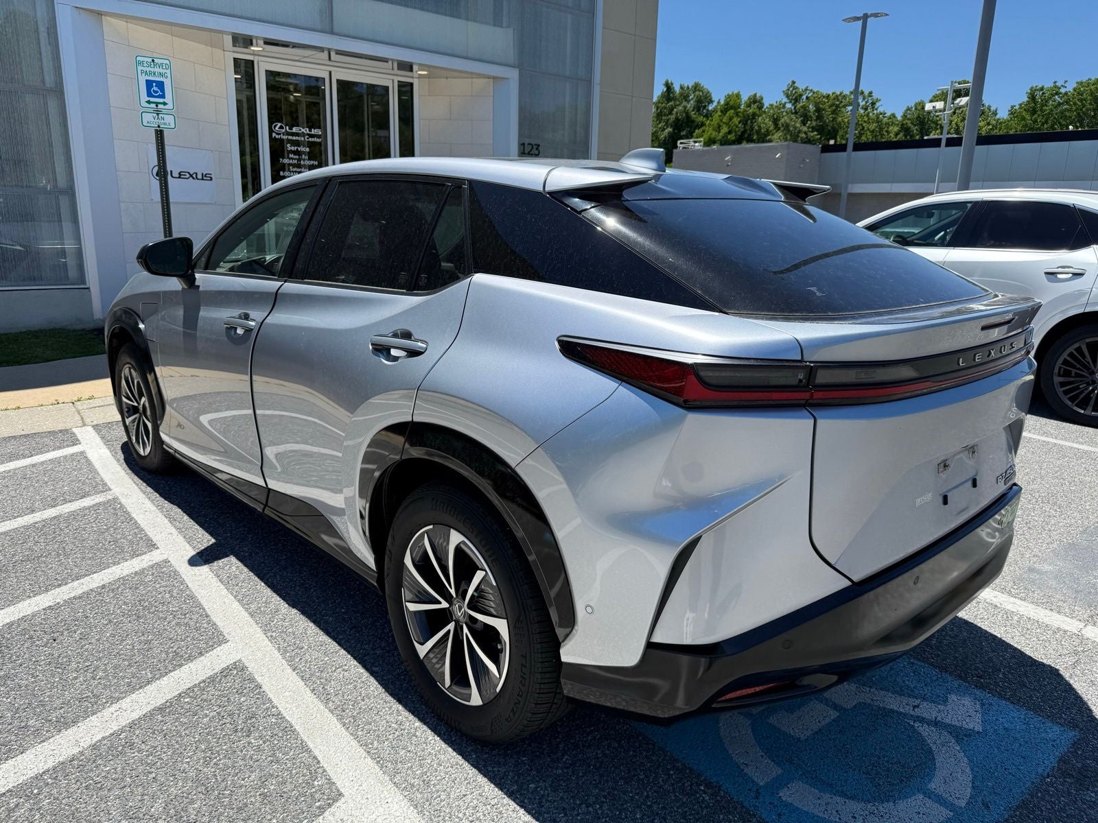2023 Lexus RZ 450e Premium