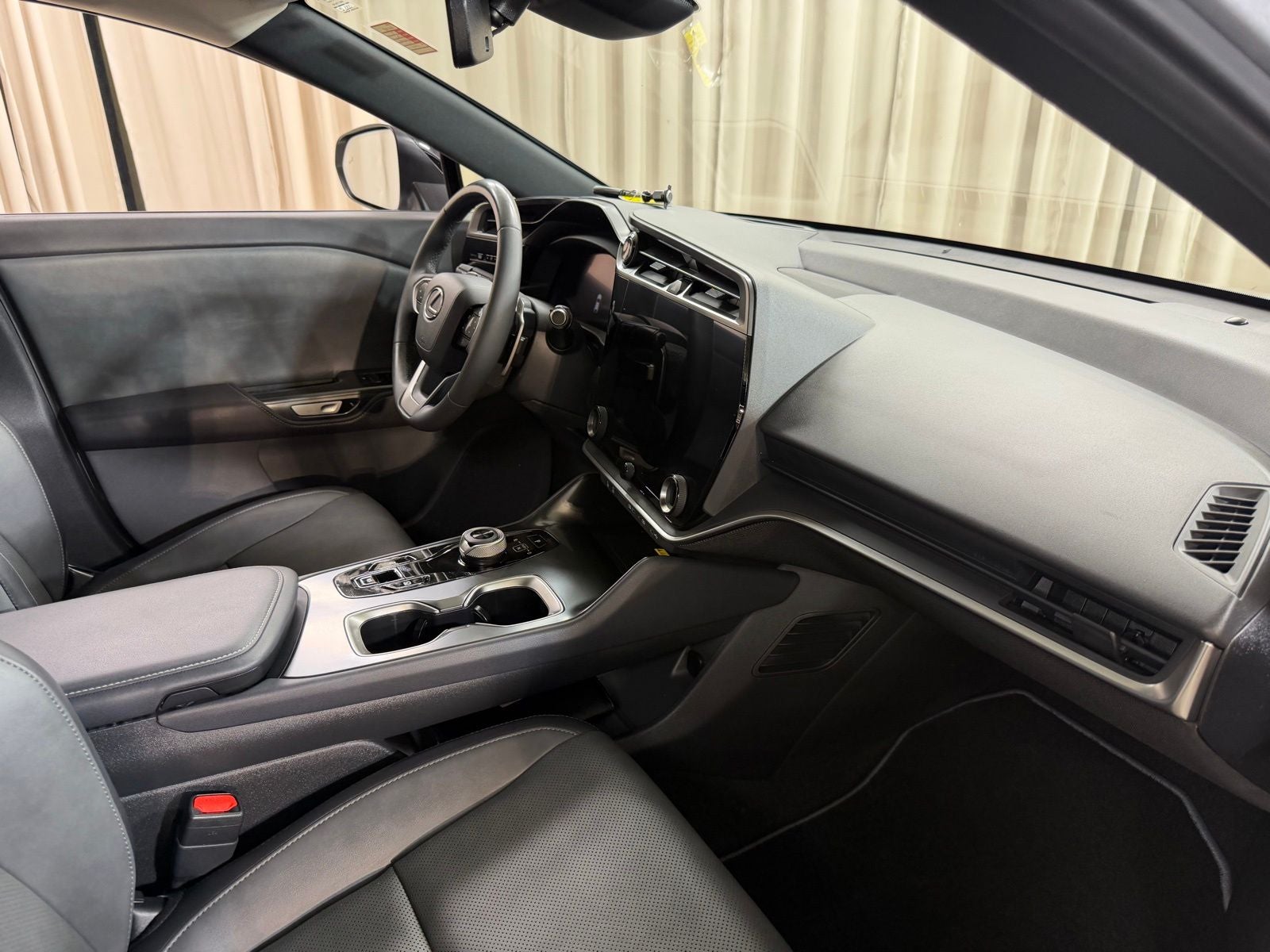 2023 Lexus RZ 450e Premium