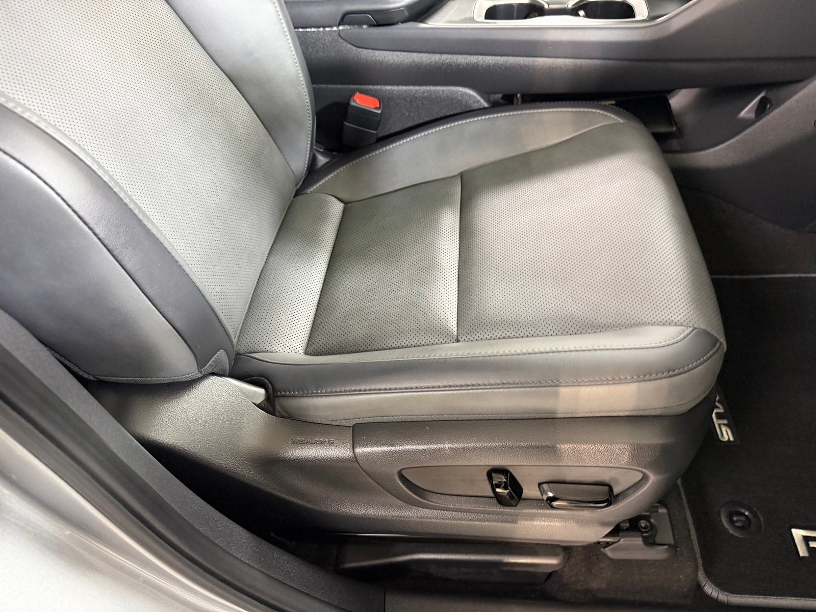 2023 Lexus RZ 450e Premium