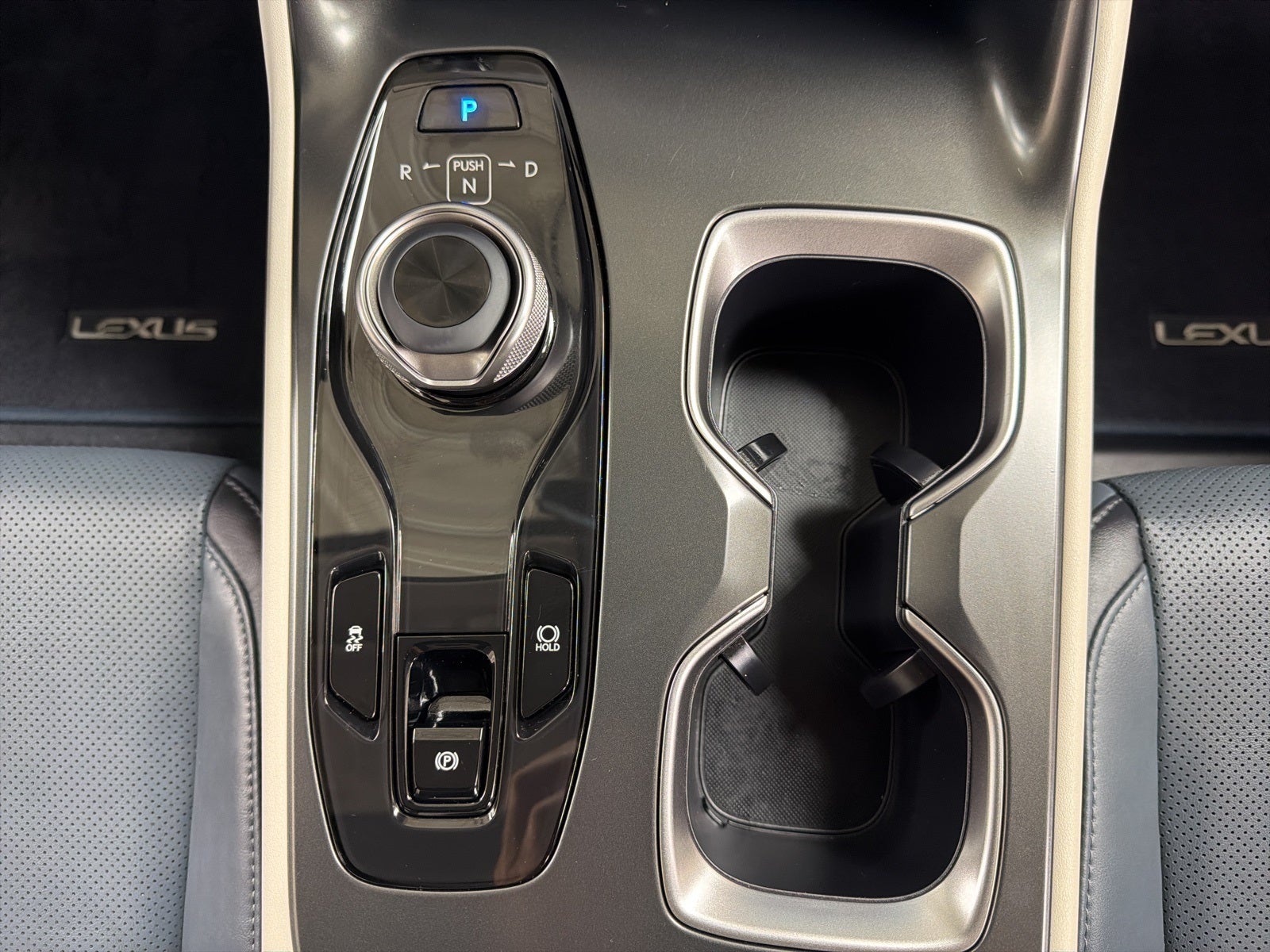 2023 Lexus RZ 450e Premium