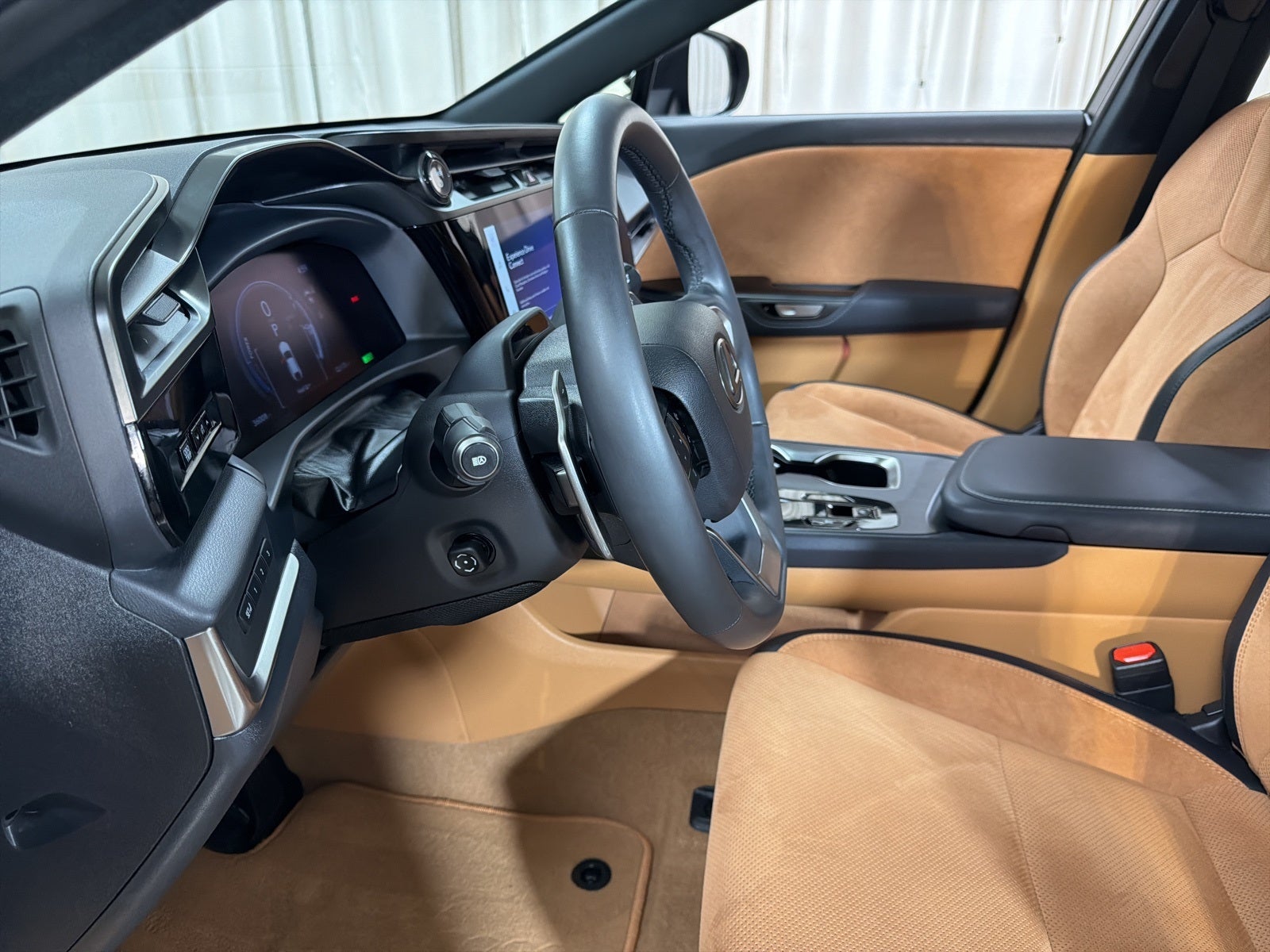 2023 Lexus RZ 450e Luxury