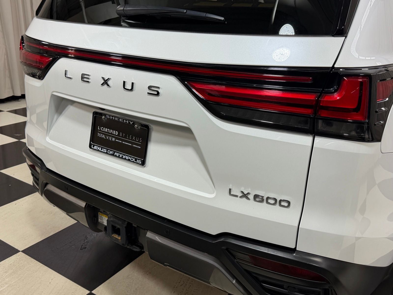 2024 Lexus LX 600 Premium