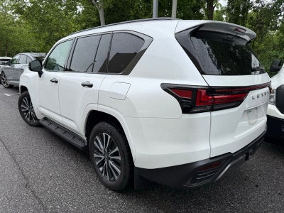 2024 Lexus LX 600 Premium