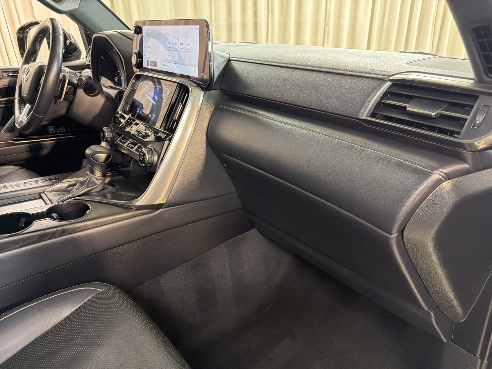 2024 Lexus LX 600 Premium