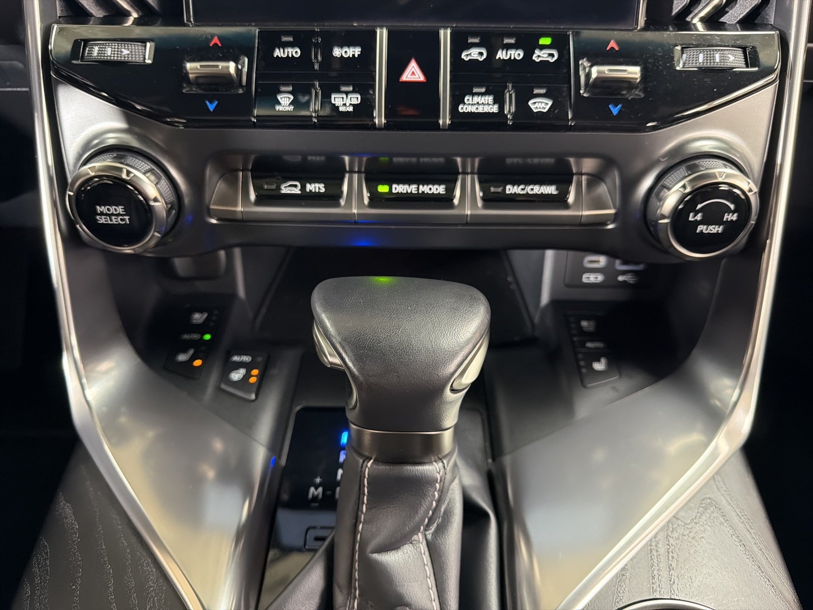 2024 Lexus LX 600 Premium