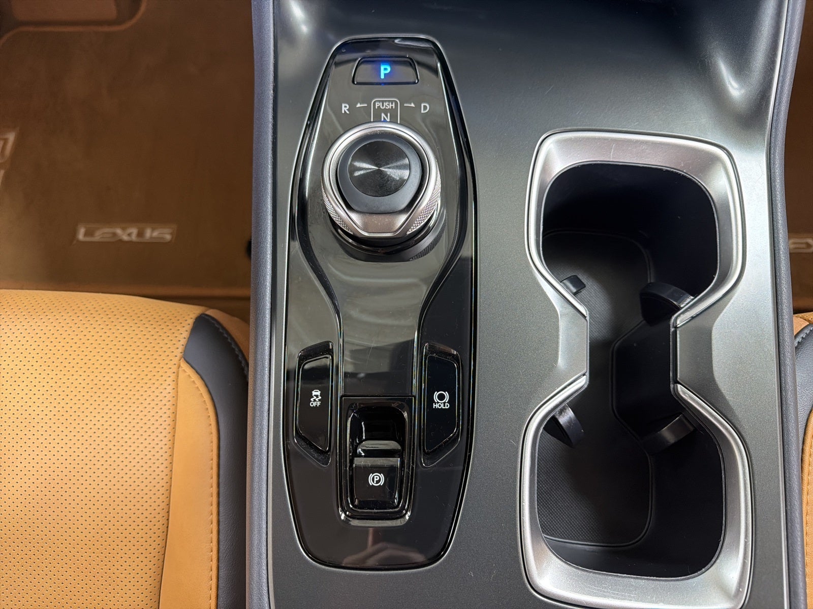 2024 Lexus RZ 300e Luxury