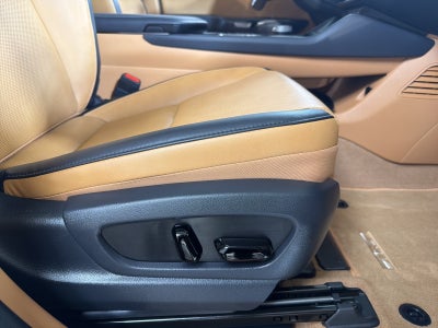 2024 Lexus RZ 300e Luxury