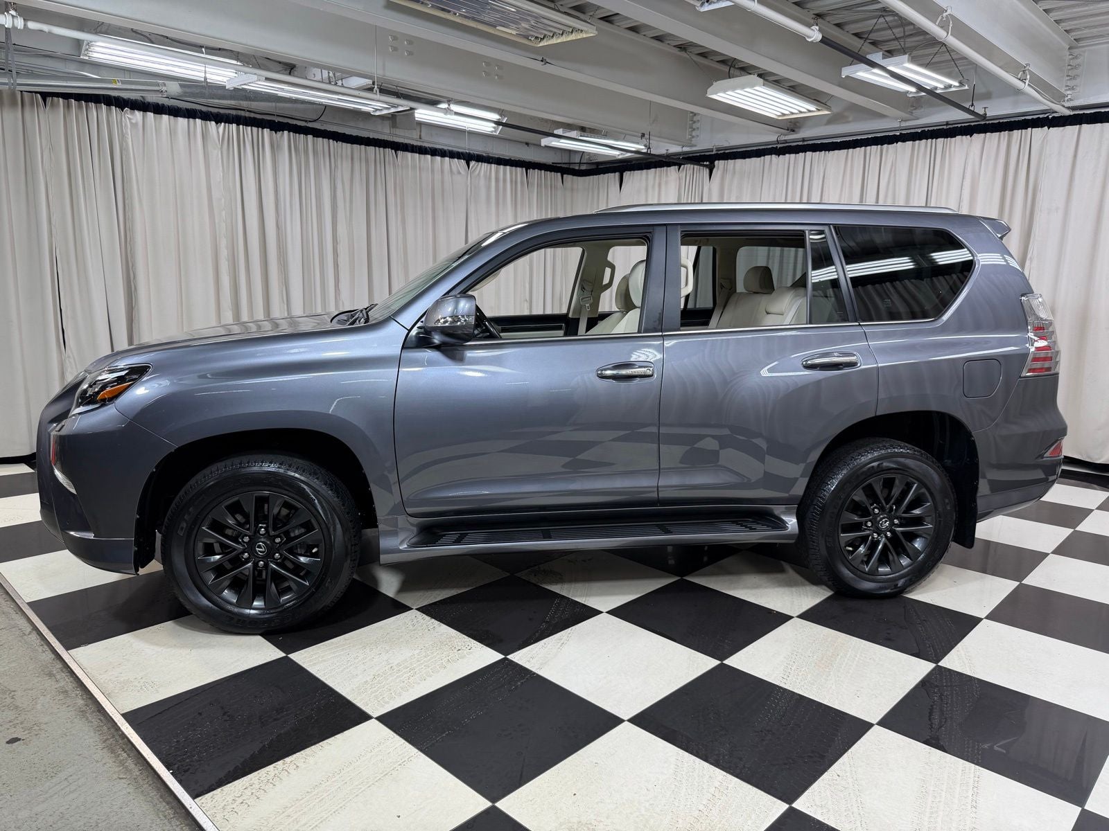 2023 Lexus GX 460