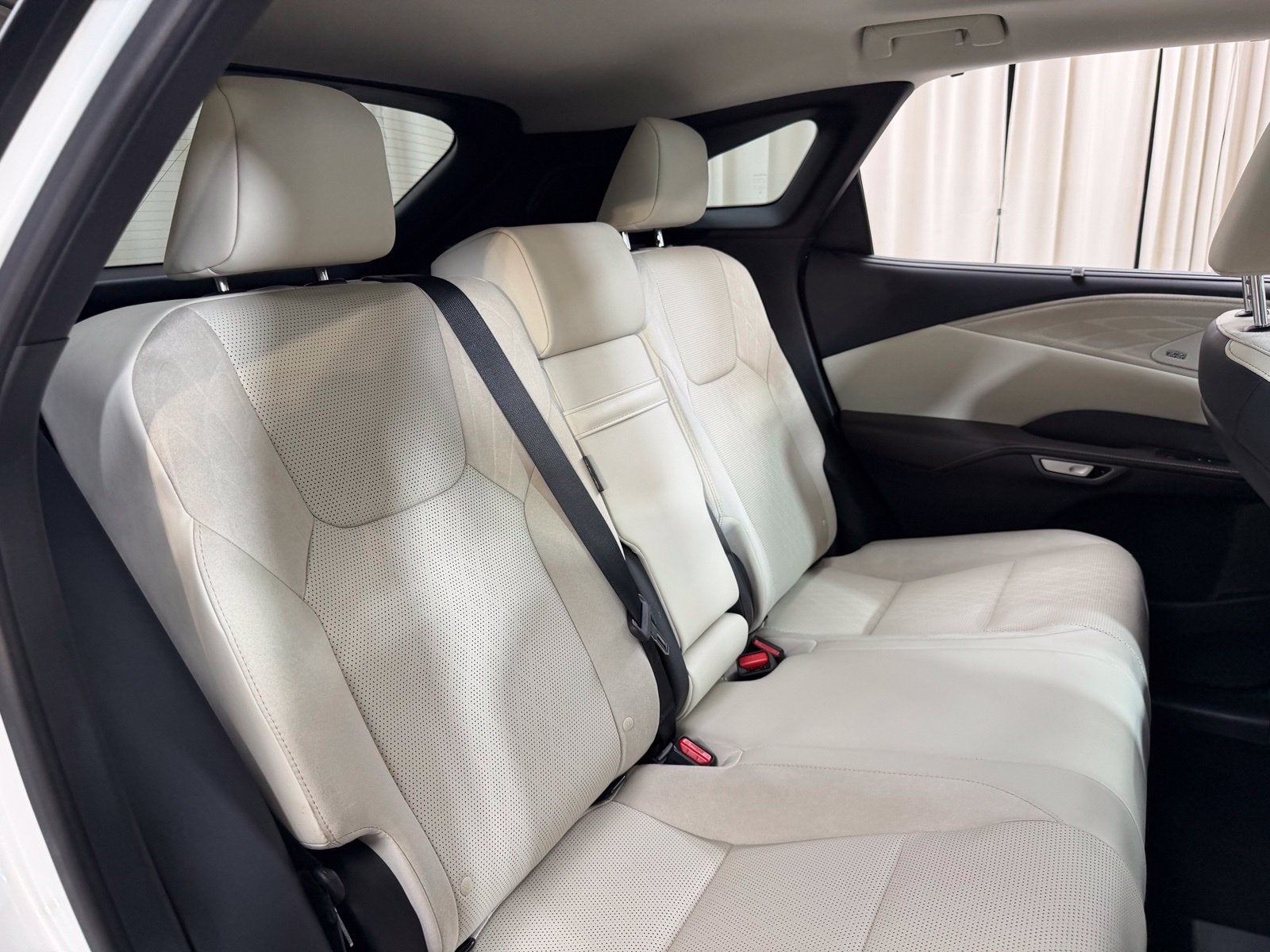 2024 Lexus RX 450h+ Luxury